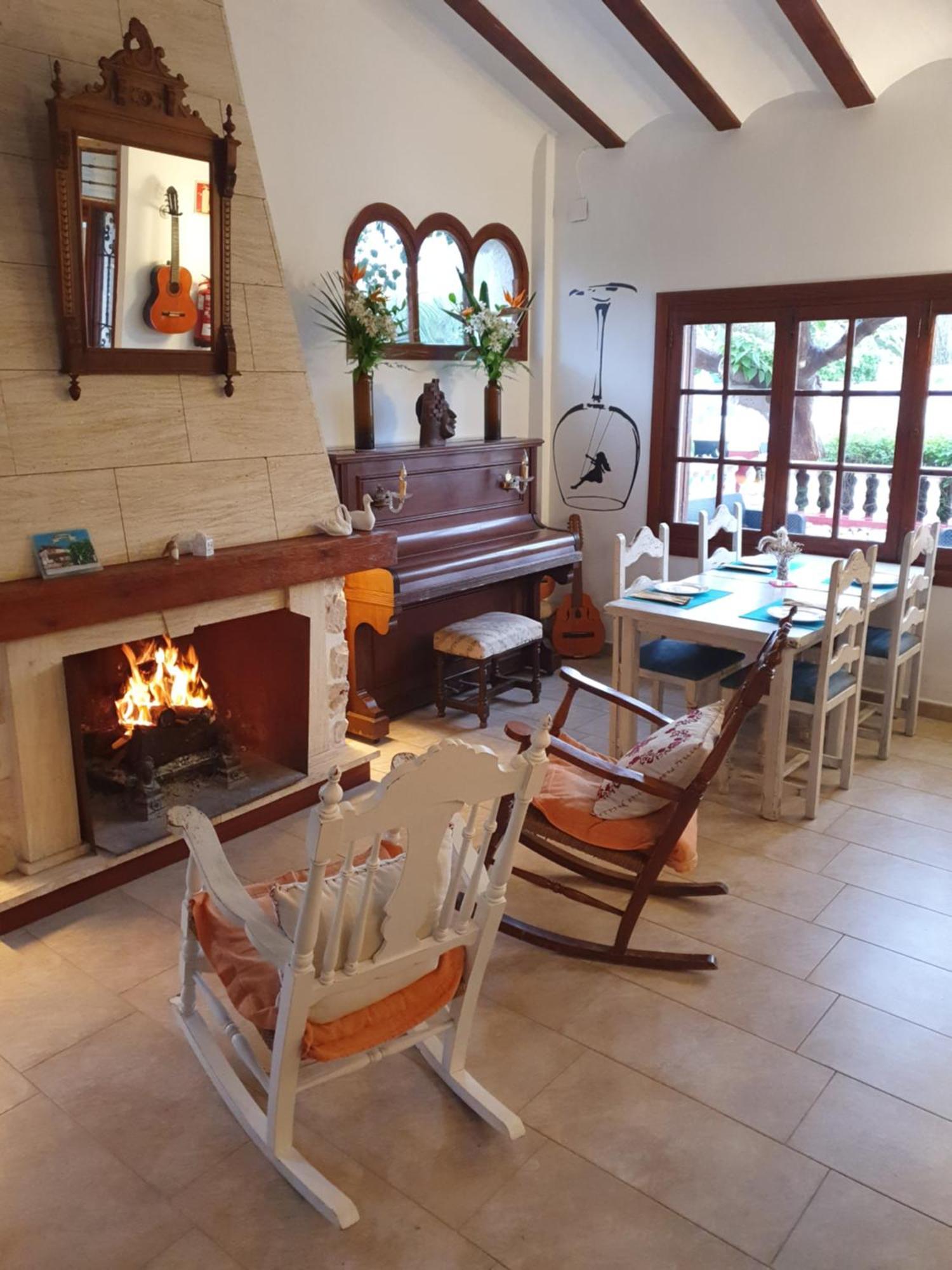Hostal Mi Campana เดเนีย ภายนอก รูปภาพ